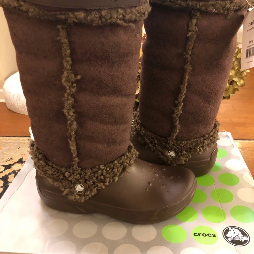 CROCS Dark Brown Fuzzy Lined Boots - Picture 3 of 8